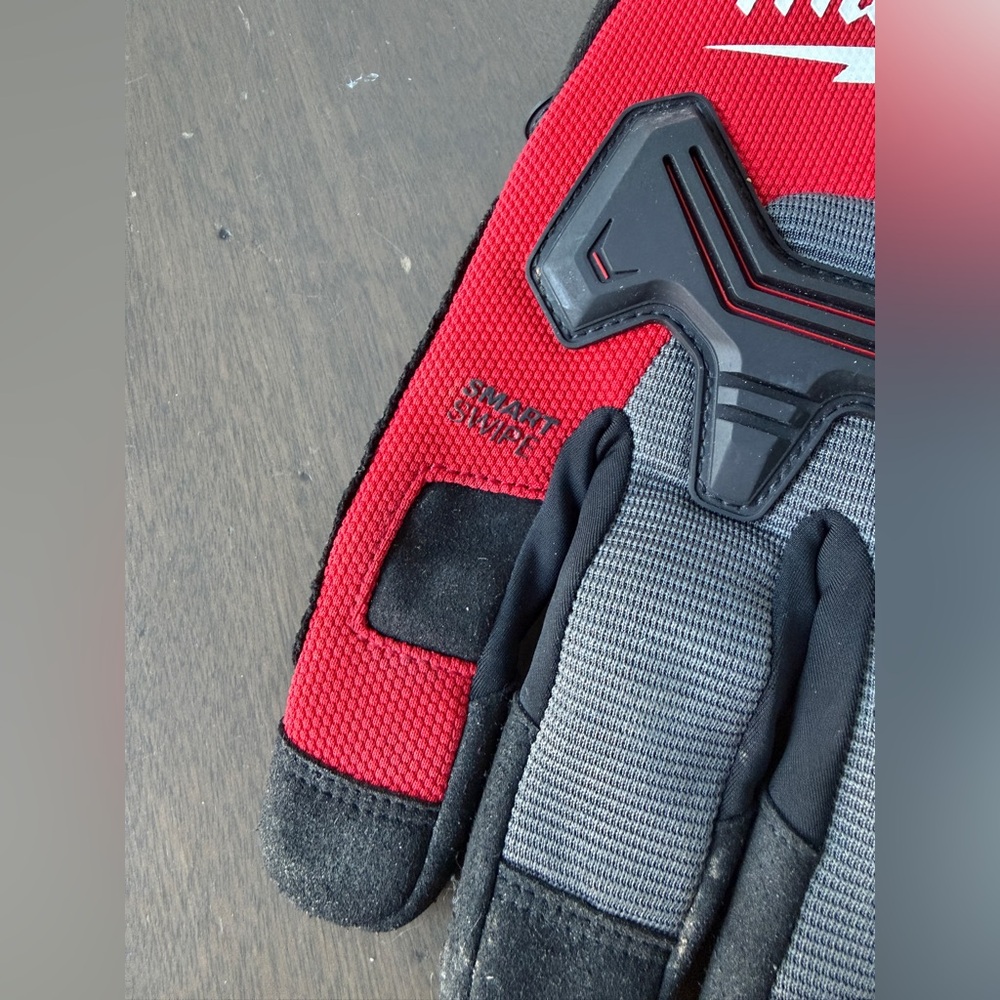 Milwaukee Work Gloves + Hat Bundle - image 3